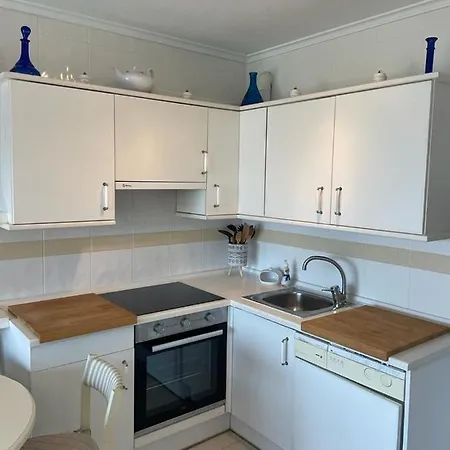 Residencial Vistamar Apartment *
