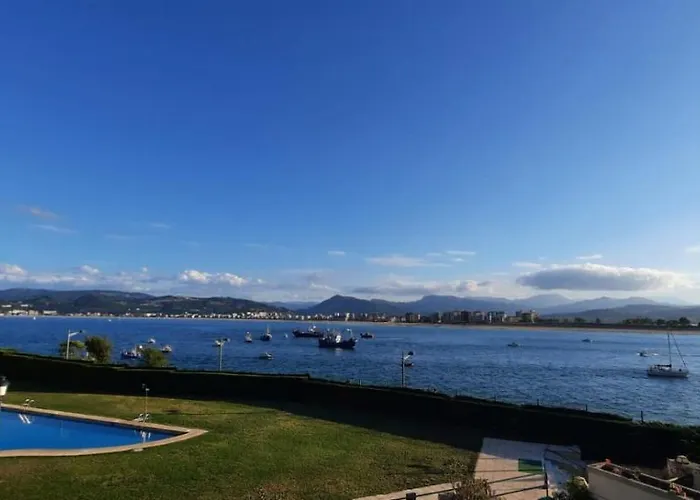 Residencial Vistamar 公寓